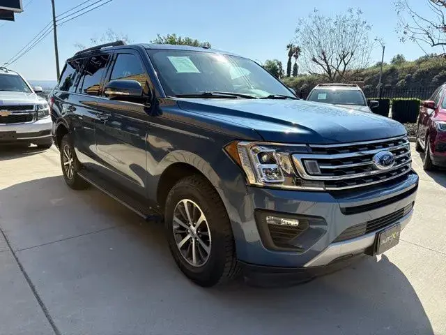 2019 Ford Expedition XLT photo 5
