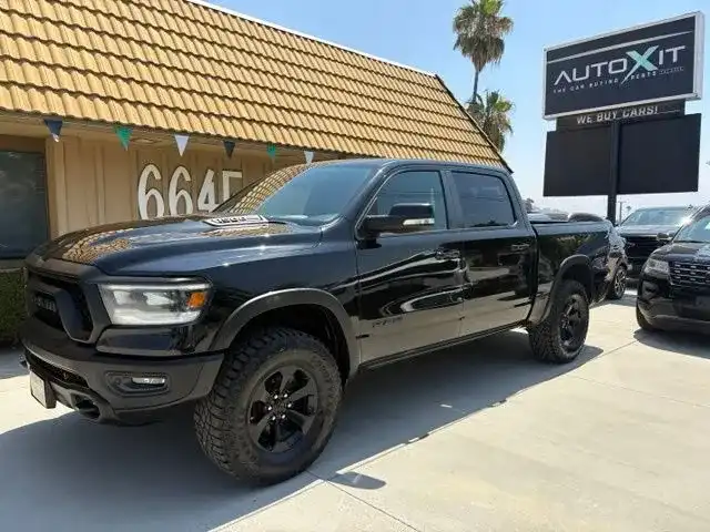 2020 RAM 1500 Rebel 4x4 Crew Cab 5'7's photo