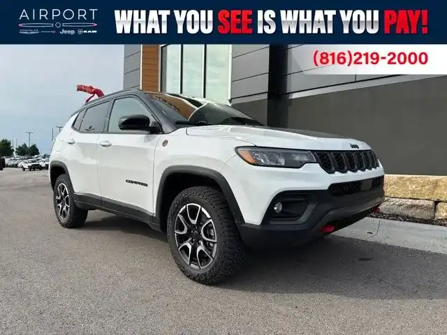 2026 Jeep Compass Trailhawk 4WD's photo