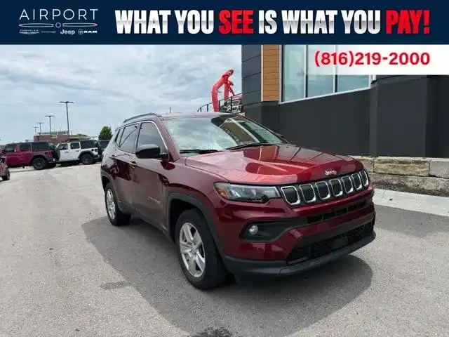 2022 Jeep Compass Latitude 4WD's photo