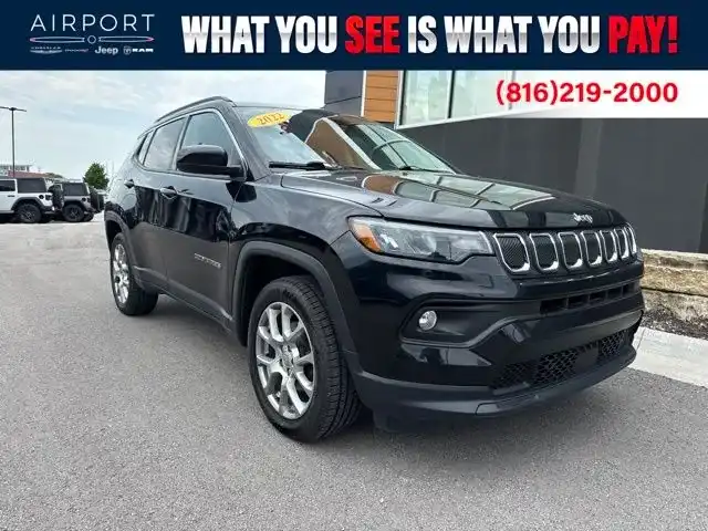 2022 Jeep Compass Latitude Lux 4X4's photo