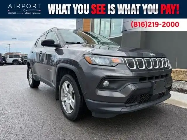 2022 Jeep Compass Latitude 4WD's photo