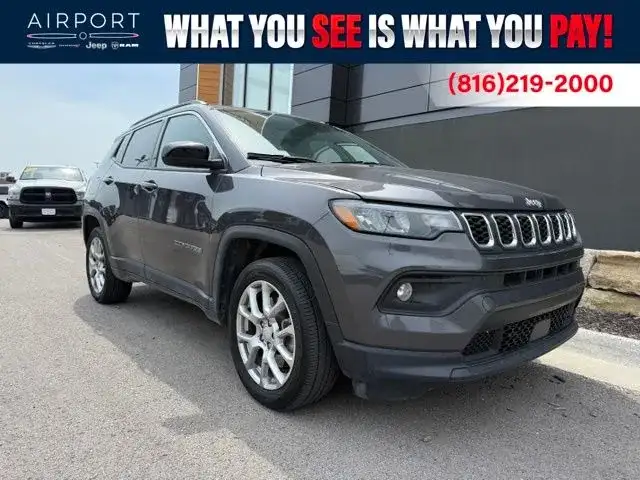 2024 Jeep Compass Latitude Lux 4WD's photo