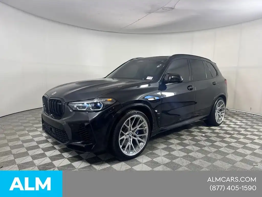 2022 BMW X5 M Base's photo