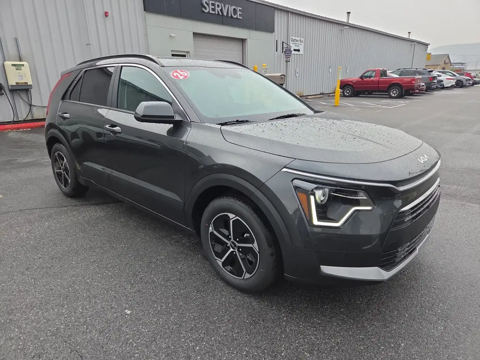 2026 Kia Niro LX HEV's photo