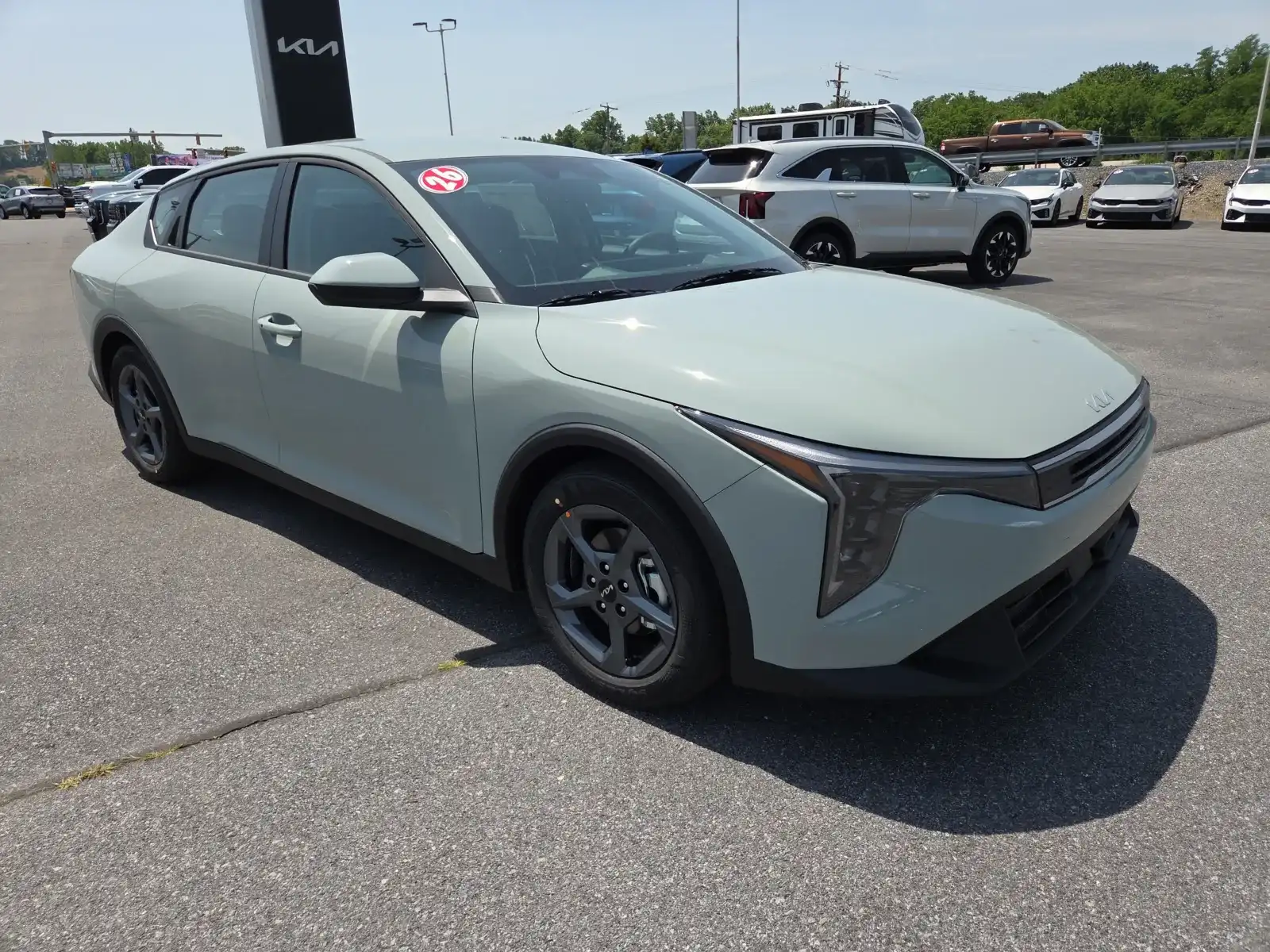 2026 Kia K4 LXS AT's photo