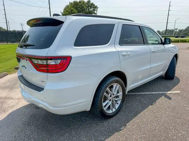 2023 Dodge Durango GT Plus AWD photo 3