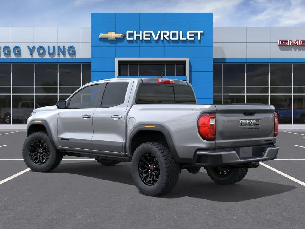 2026 GMC Canyon 4WD Elevation Crew Cab Short Box photo 3