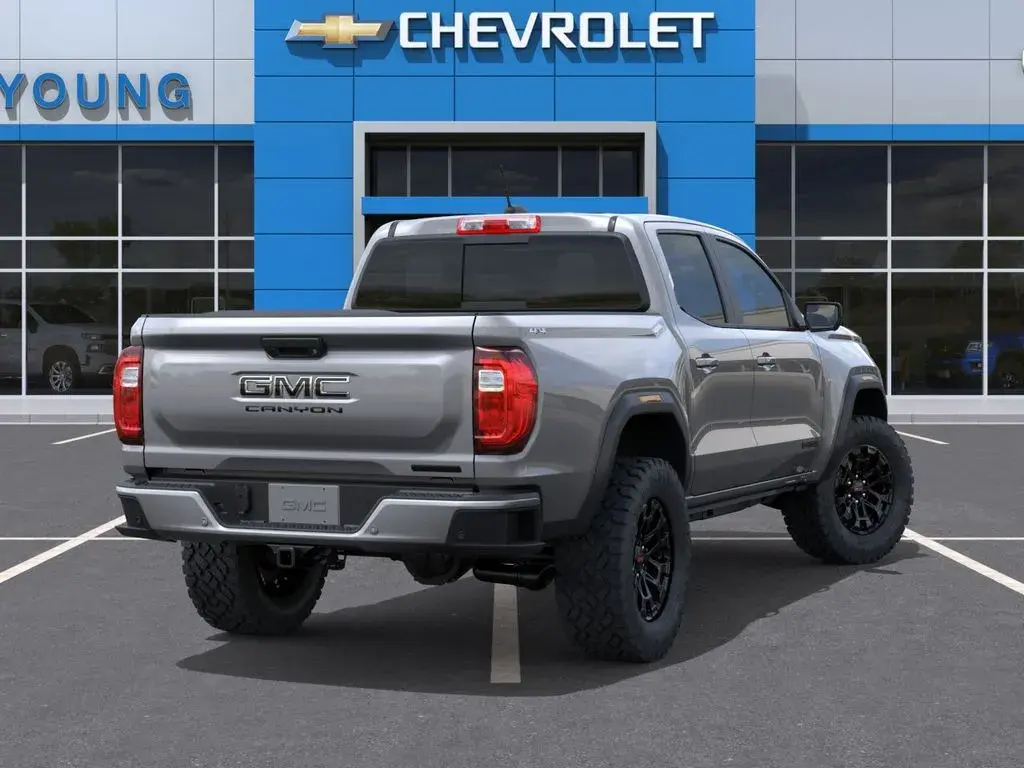 2026 GMC Canyon 4WD Elevation Crew Cab Short Box photo 4