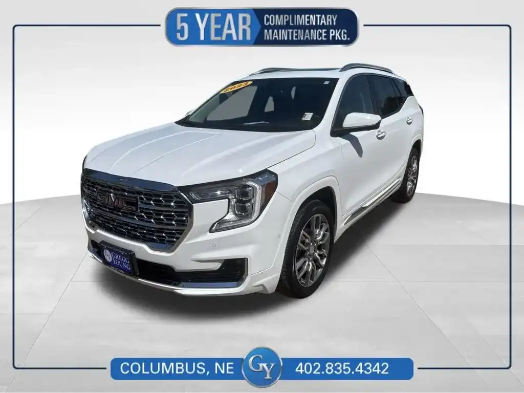 2023 GMC Terrain Denali AWD's photo