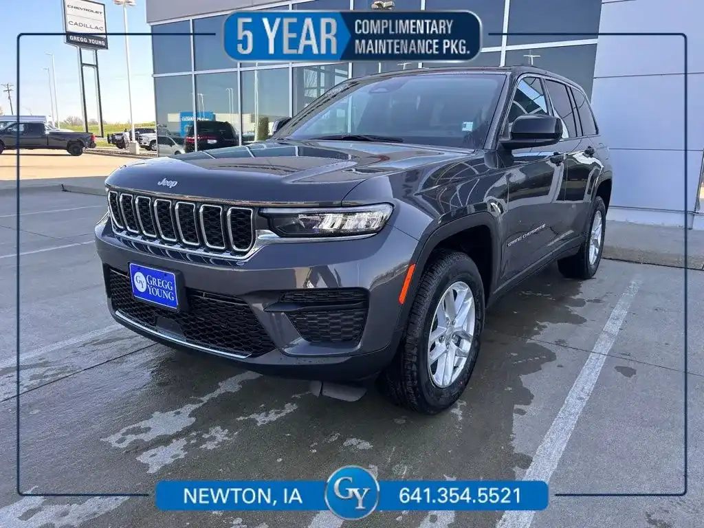 2026 Jeep Grand Cherokee Laredo Altitude 4x4's photo