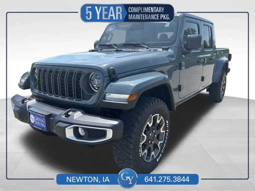 2026 Jeep Gladiator Sahara Auto's photo