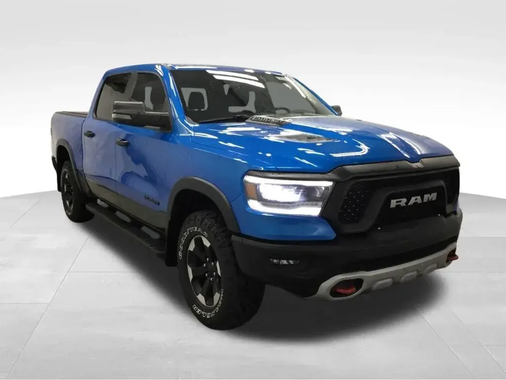 2023 RAM 1500 Rebel Crew Cab 4x4 5'7" Box photo 3