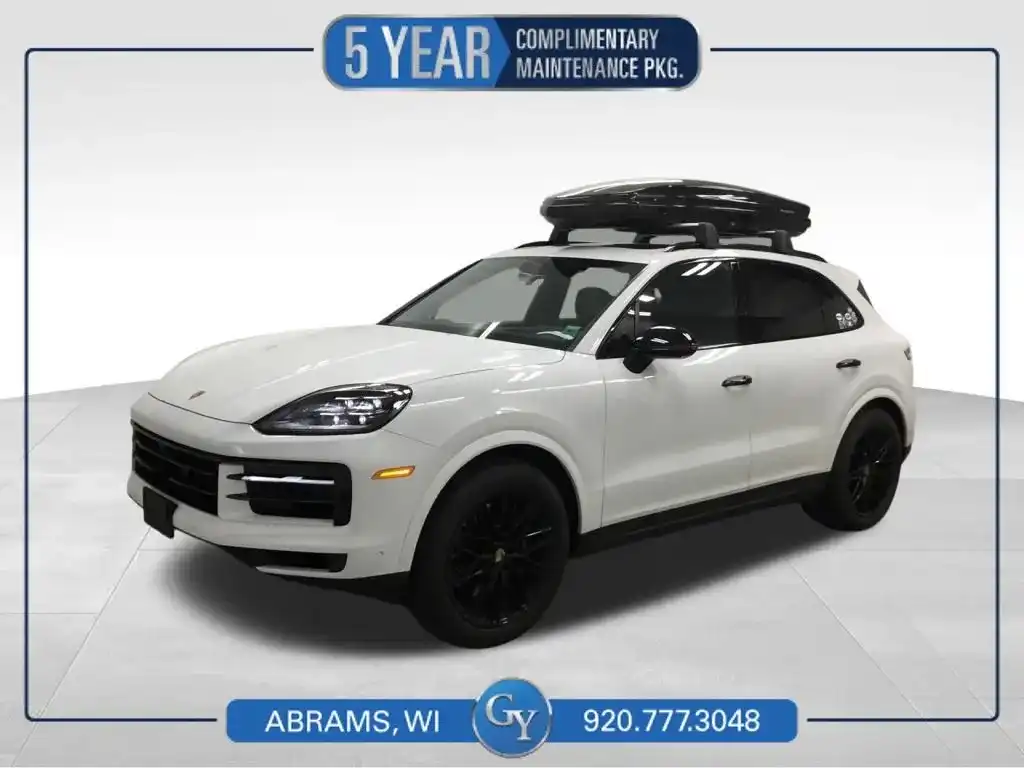2024 Porsche Cayenne Base's photo