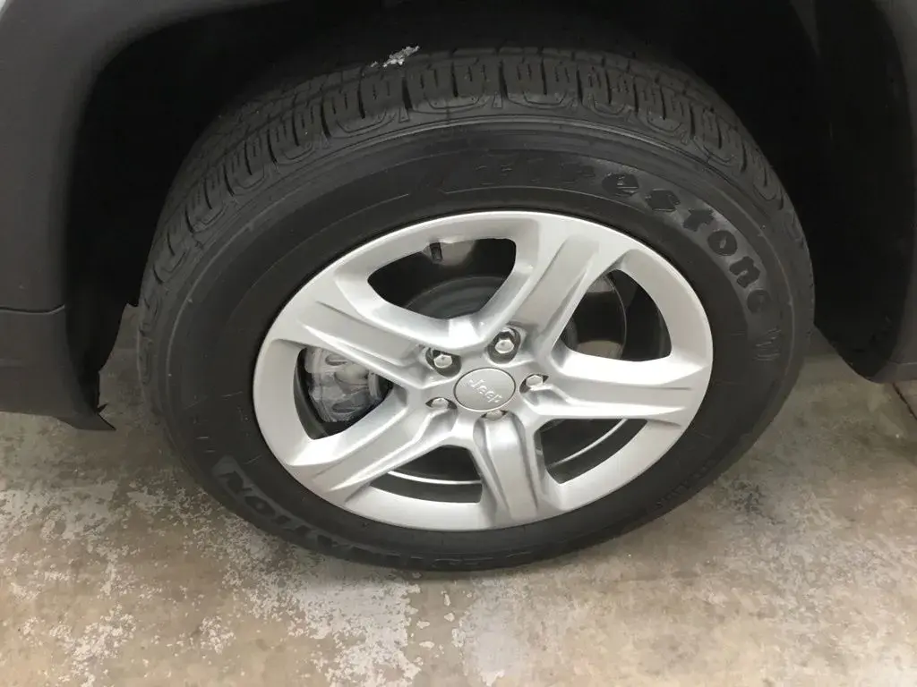 2023 Jeep Compass Latitude 4X4 photo 5