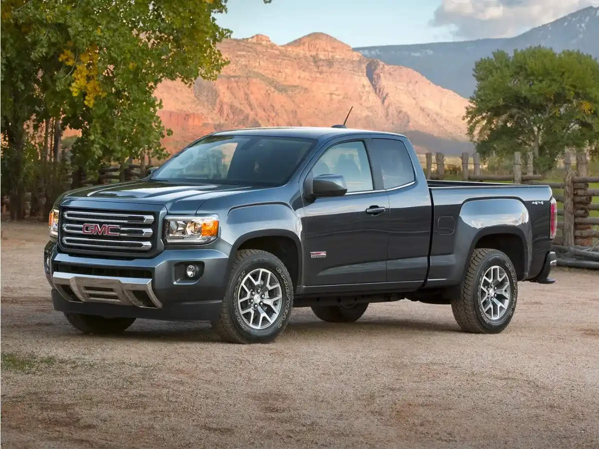 2016 GMC Canyon 4WD SLE Crew Cab Short Box's photo