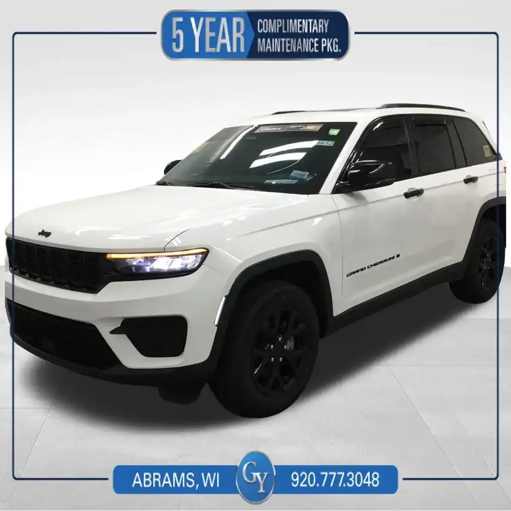 2025 Jeep Grand Cherokee Altitude X 4x4's photo