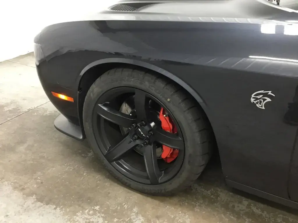 2017 Dodge Challenger SRT Hellcat photo 4