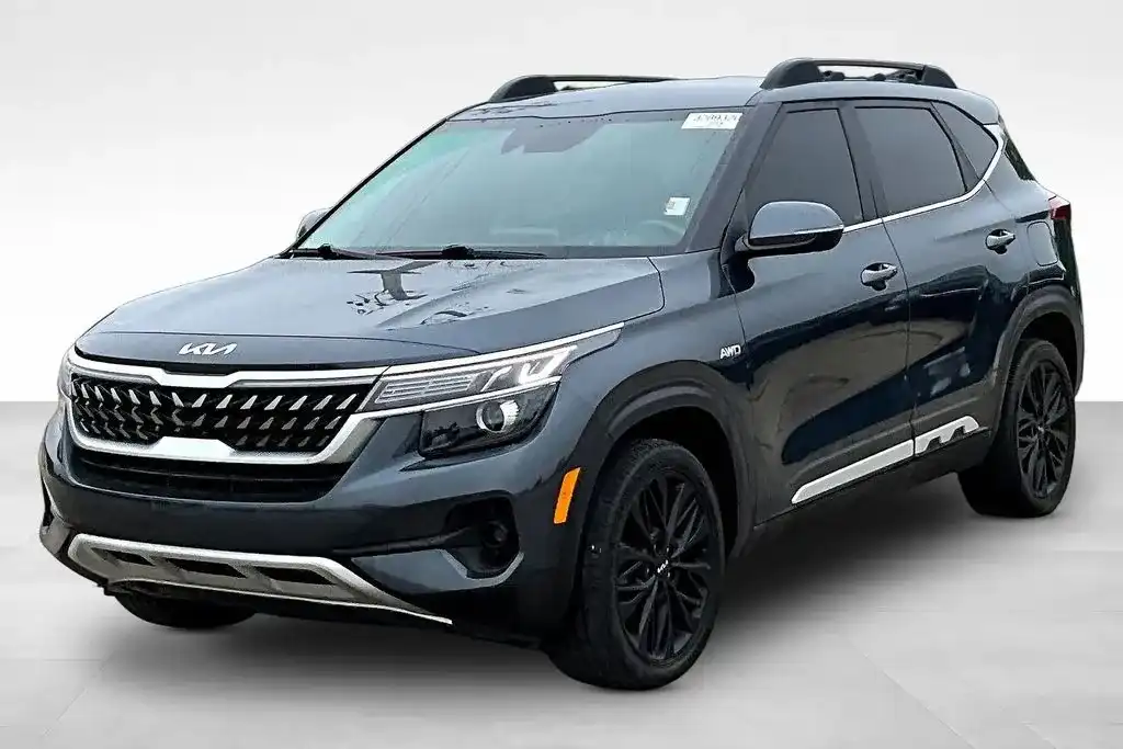 2022 Kia Seltos 1.6 Nightfall AWD's photo