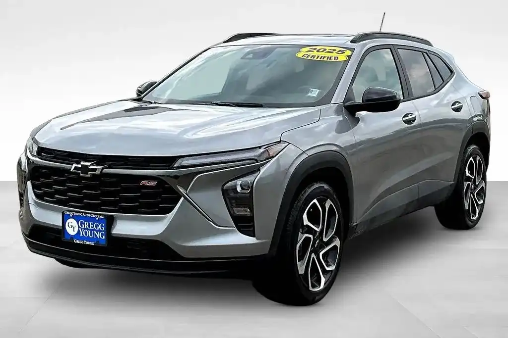 2025 Chevrolet Trax 2RS's photo
