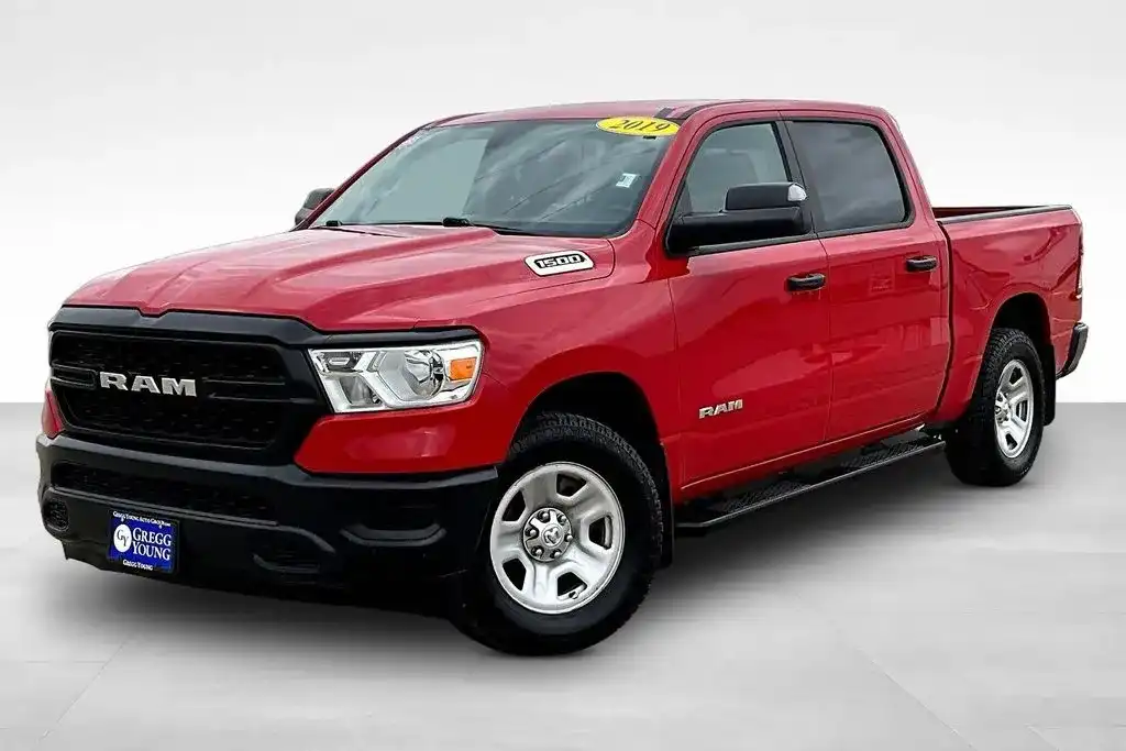2019 RAM 1500 Tradesman 4WD Crew Cab 5'7's photo