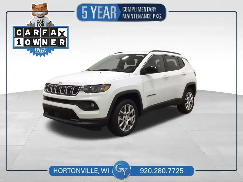 2023 Jeep Compass Latitude Lux 4X4's photo