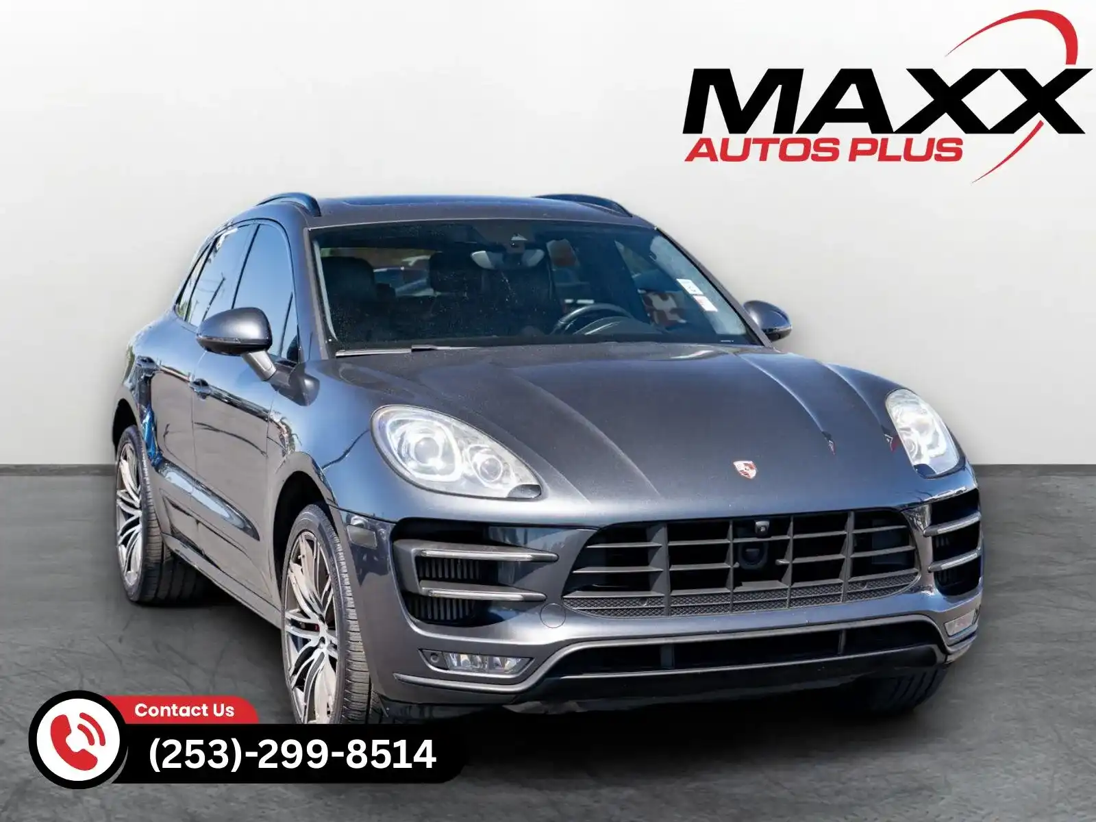 2018 Porsche Macan Turbo's photo