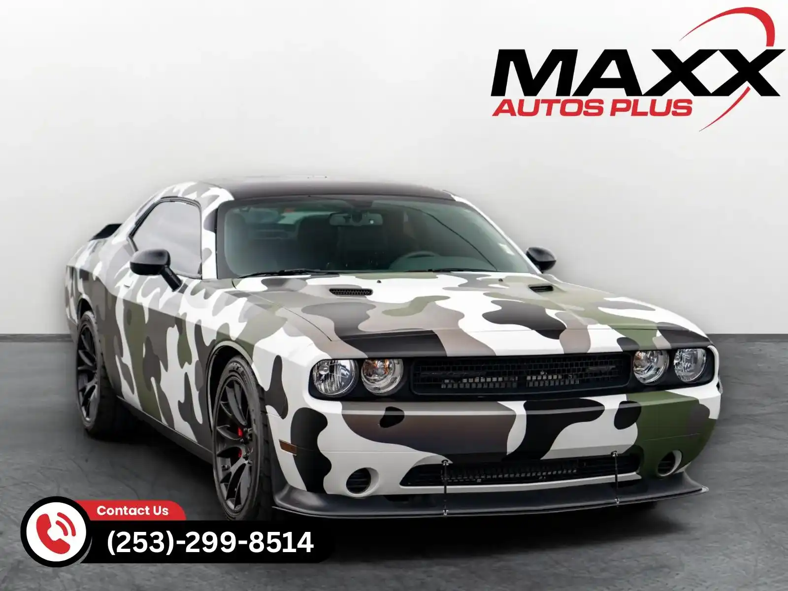 2014 Dodge Challenger SRT8 Core's photo