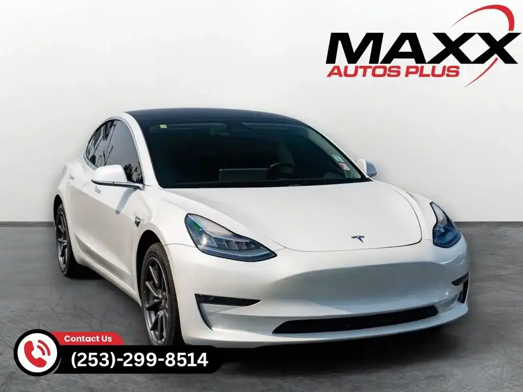 2019 Tesla Model 3 Standard Range Plus's photo