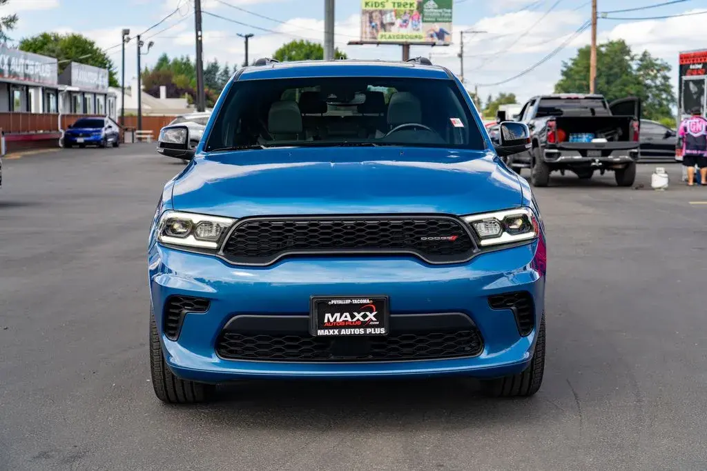 2024 Dodge Durango GT AWD Plus photo 3