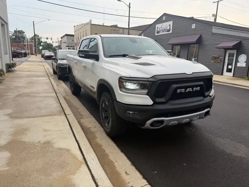 2019 RAM 1500 Rebel 4x4 Crew Cab 5'7's photo