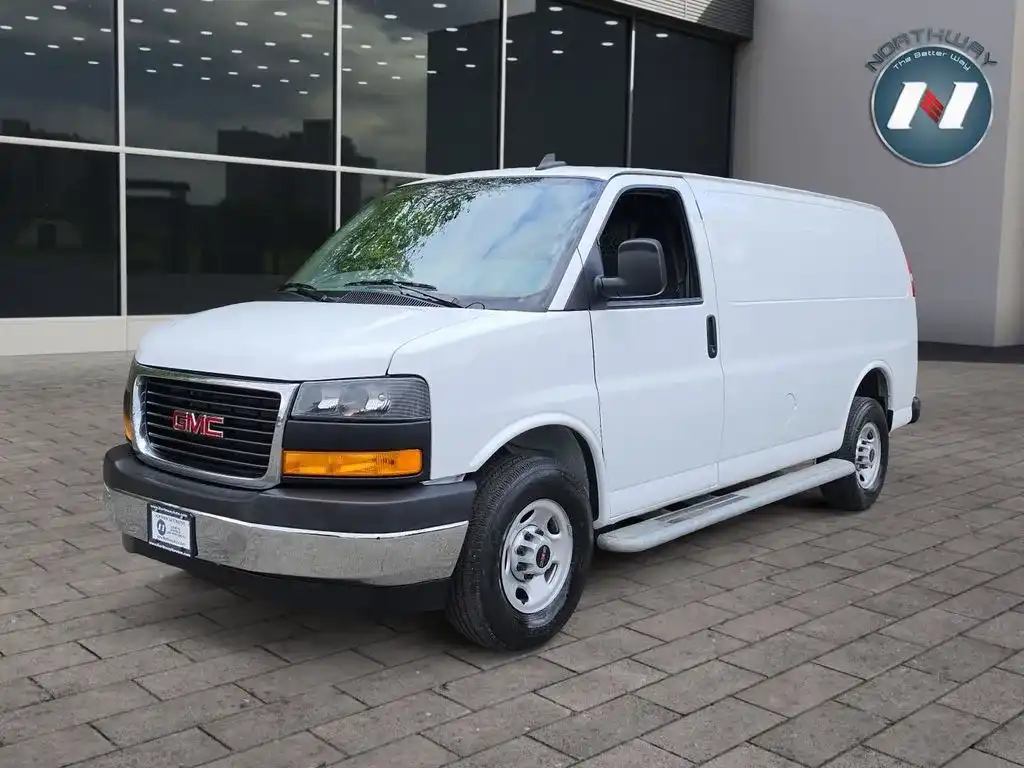 2024 GMC Savana 2500's photo