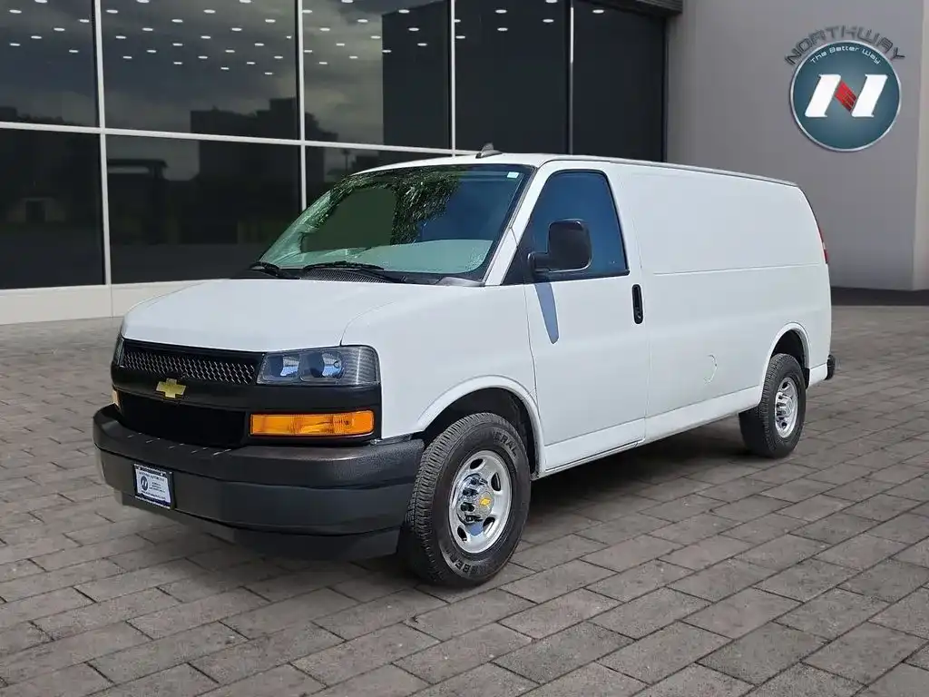 2020 Chevrolet Express 2500 Work Van HD's photo