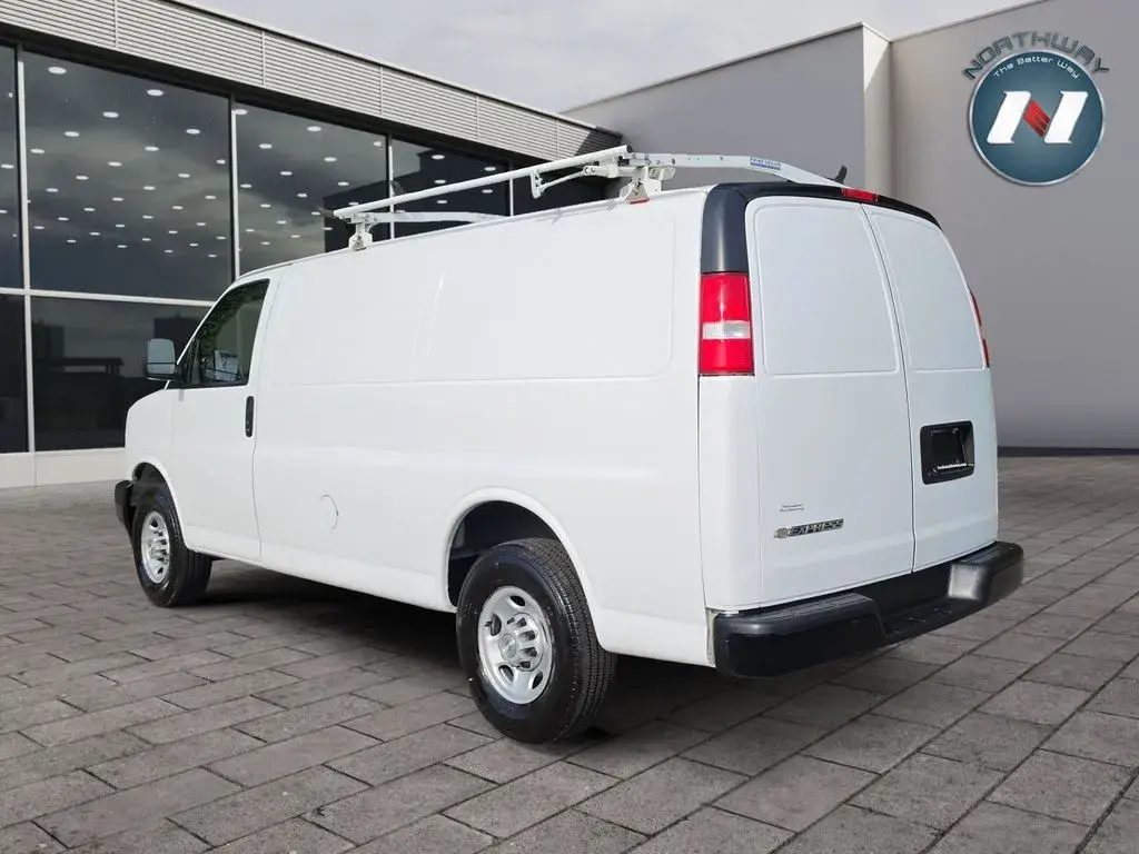 2021 Chevrolet Express 2500 Work Van HD photo 3