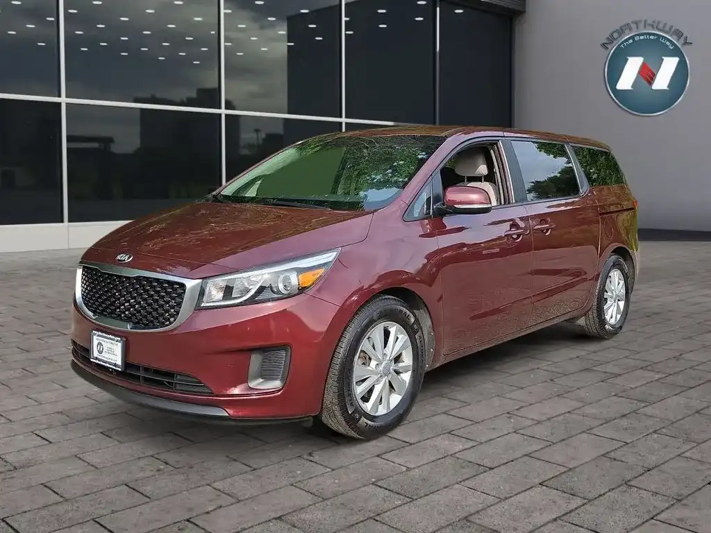 2018 Kia Sedona LX's photo