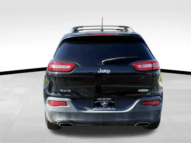 2017 Jeep Cherokee Latitude 4X4 photo 5