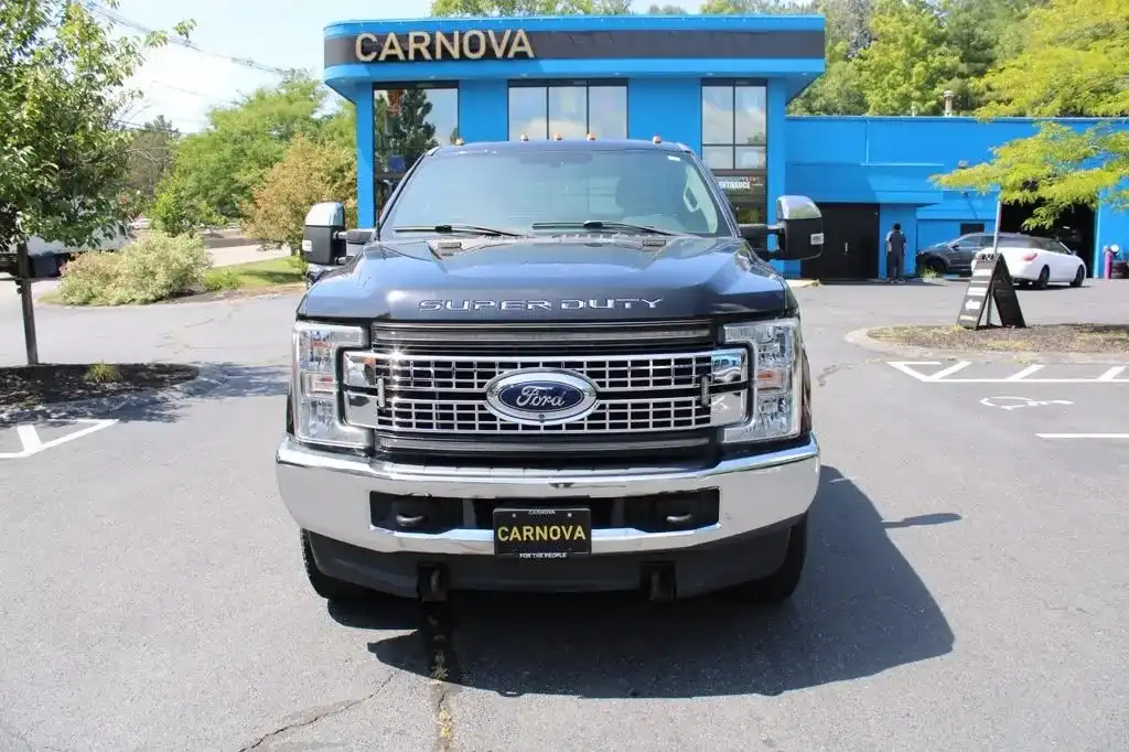 2017 Ford F-250 XL 4WD Regular Cab 8' Box's photo