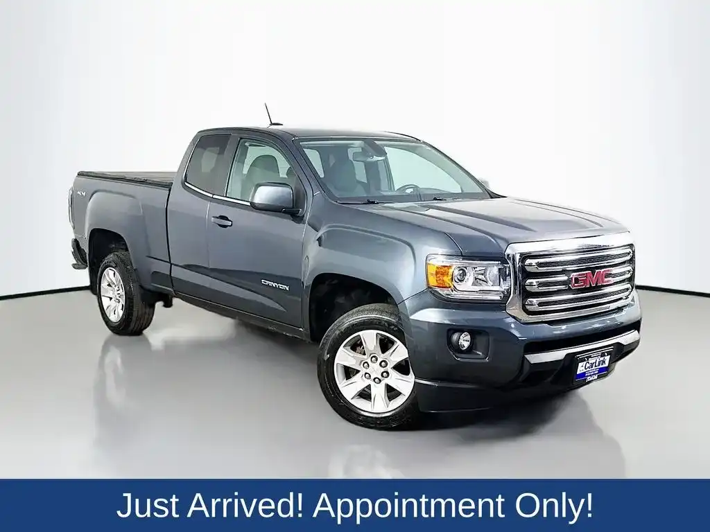 2017 GMC Canyon 4WD SLE Extended Cab's photo