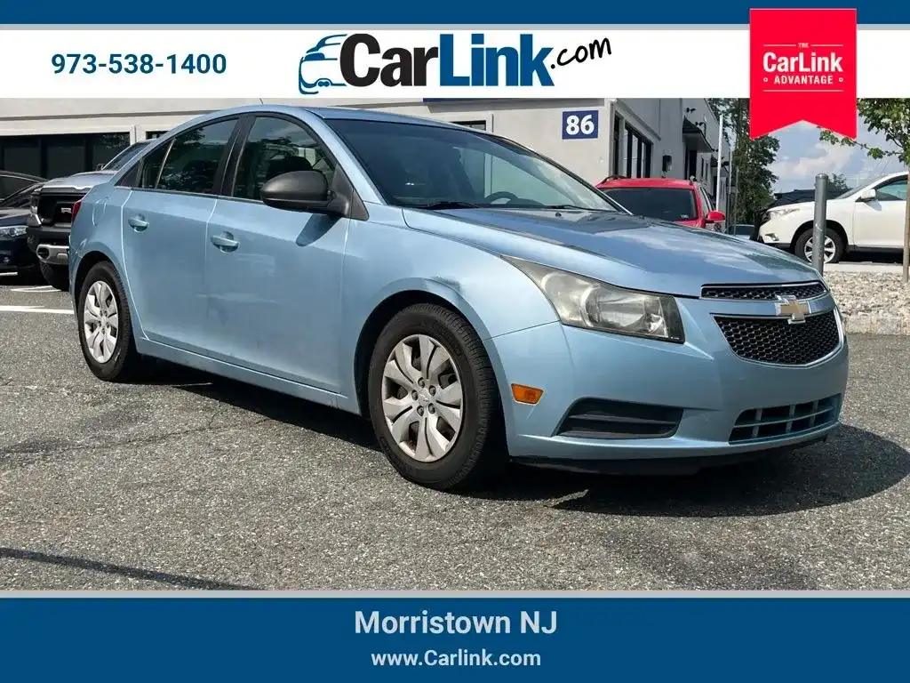 2012 Chevrolet Cruze 4-Door Sedan 2LS's photo
