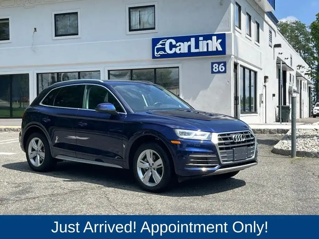 2018 Audi Q5 2.0T quattro S tronic Premium Plus's photo