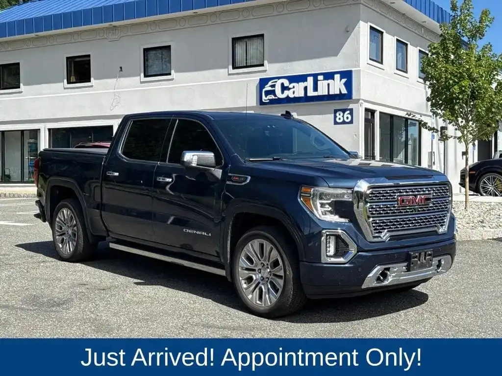 2020 GMC Sierra Denali 4WD Crew Cab Short Box's photo