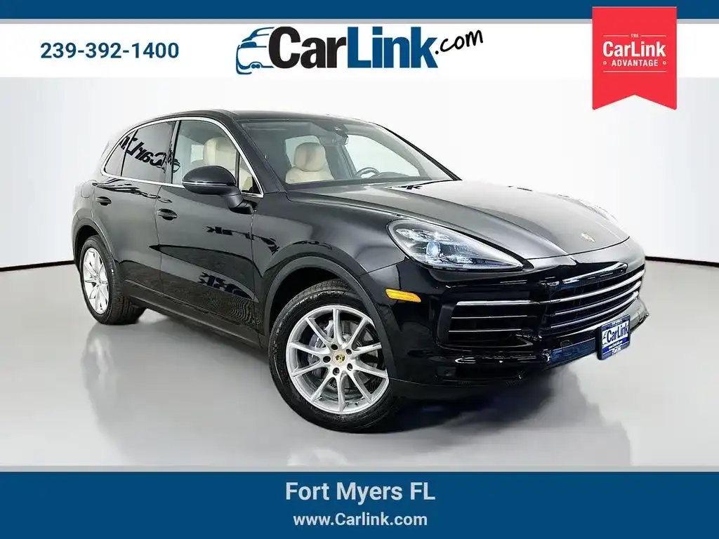 2019 Porsche Cayenne Base's photo
