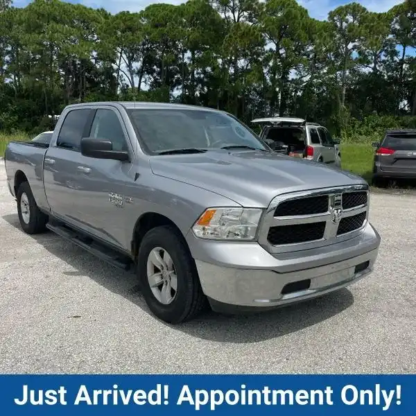 2020 RAM 1500 Classic SLT Crew Cab 6'4's photo
