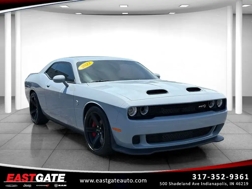 2022 Dodge Challenger SRT Hellcat's photo
