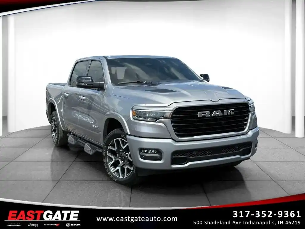 2025 RAM 1500 Laramie 4x4 Crew Cab 5'7's photo