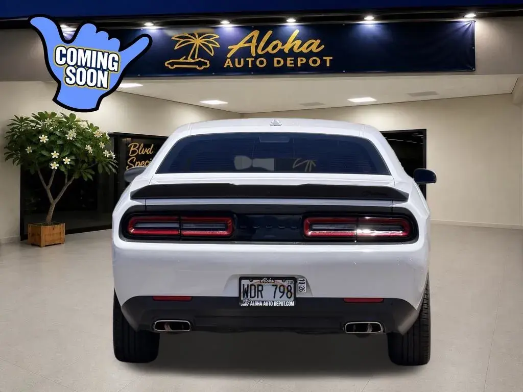 2020 Dodge Challenger SXT Auto photo 4