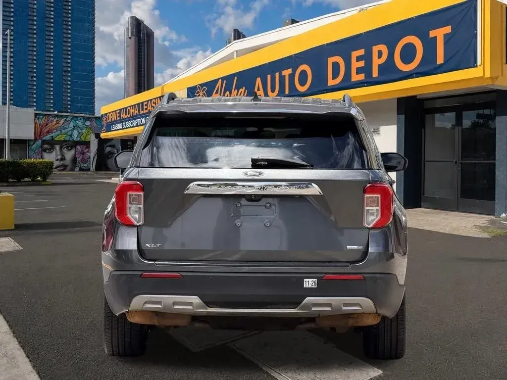 2020 Ford Explorer XLT 4WD photo 4