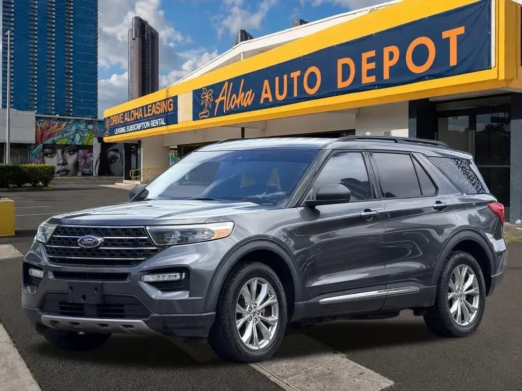 2020 Ford Explorer XLT 4WD photo 1