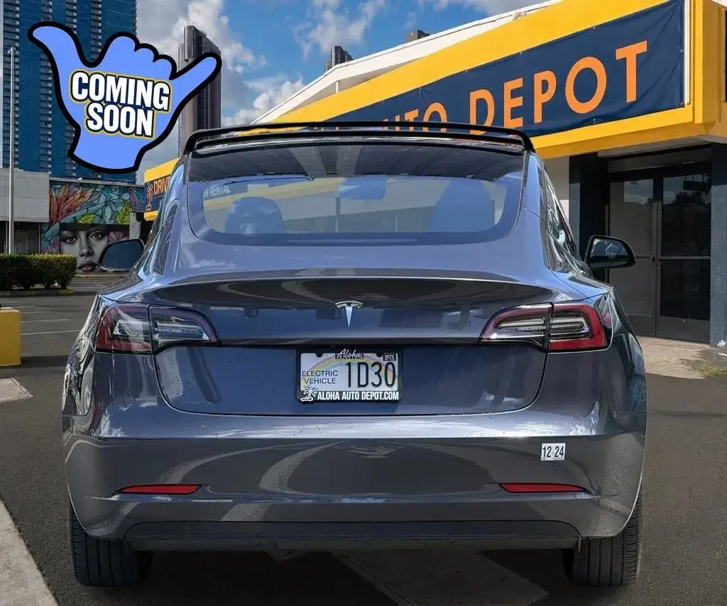 2023 Tesla Model 3 Base photo 4