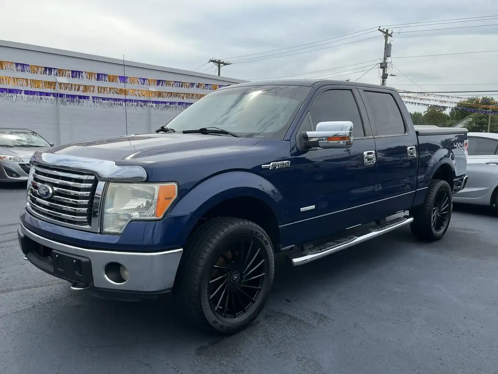 2012 Ford F-150 XL 4x4 SuperCrew 145-in's photo
